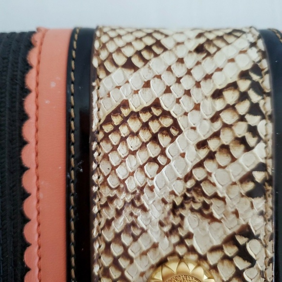 Eric Javits Squishee Woven Clutch Black Snake Gold - Picture 3 of 7